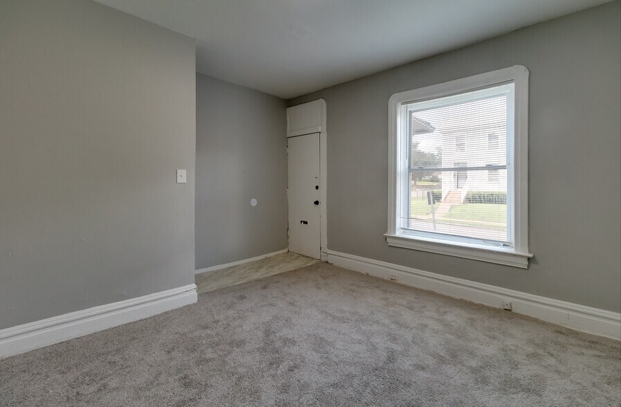 More Photos Of 1402 Granville Pl, Saint Louis Apartments For Sale