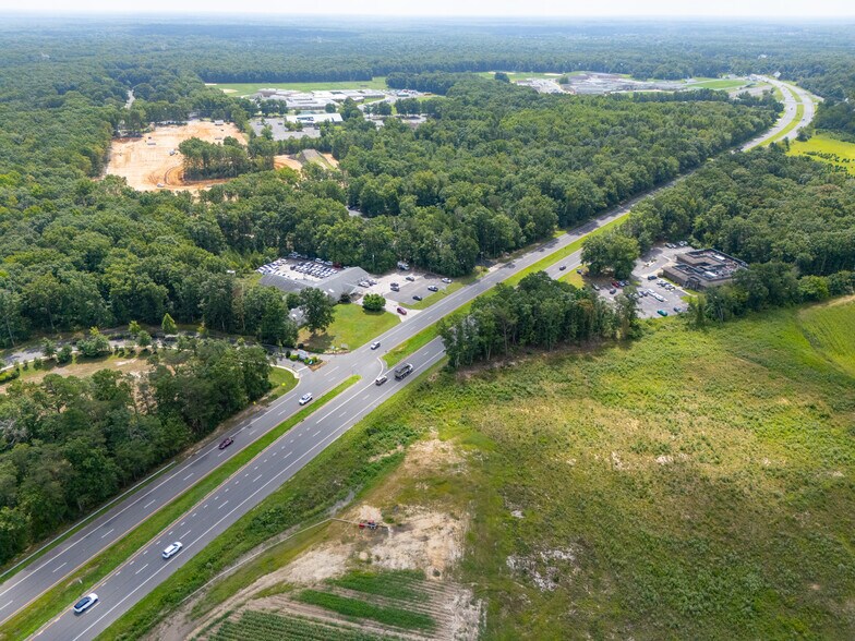 More Photos Of 350 Route 73, Berlin Health Club For Sale