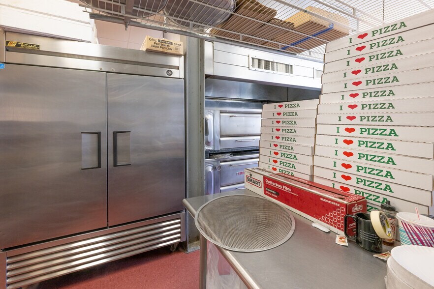 More Photos Of 601 Front St, Catasauqua Restaurant For Sale