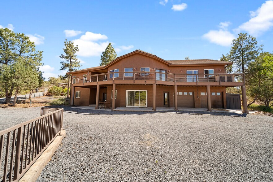 More Photos Of 7056 Bustin Dutch Trl, Show Low Multifamily For Sale