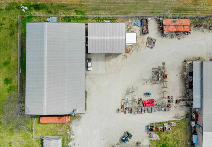 More Photos Of 650 Aldine Bender Rd, Houston Warehouse For Sale