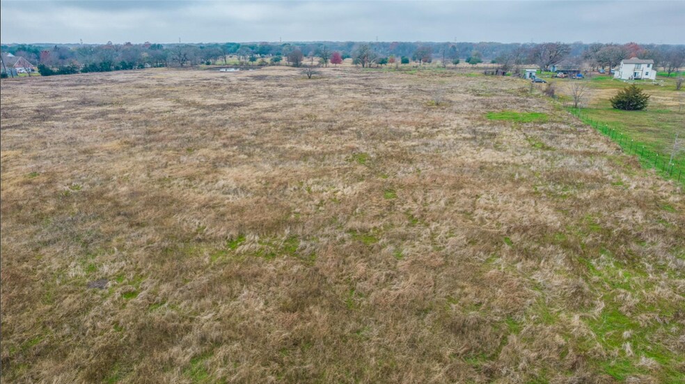 More Photos Of 17055 County Road 4067, Scurry Land For Sale