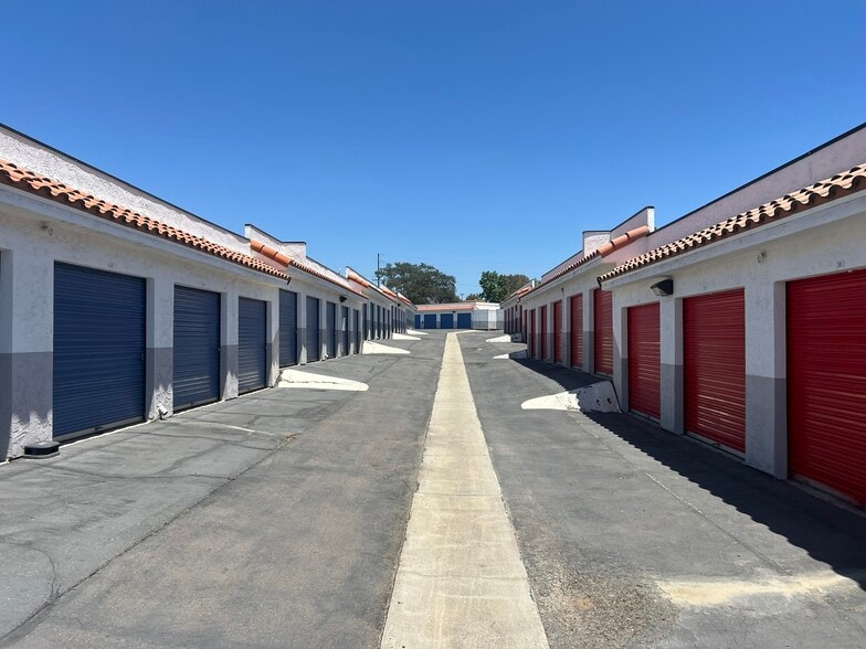 More Photos Of 28365 Cole Grade Rd, Valley Center Self Storage For Sale