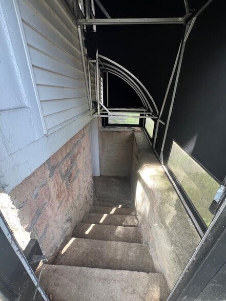 More Photos Of 2131 Five Mile Line Rd, Penfield Freestanding For Lease