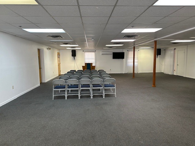 More Photos Of 1803 57th Ave W, Bradenton Religious Facility For Lease