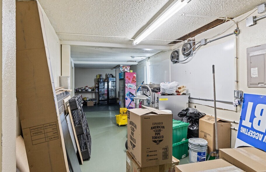 More Photos Of 1195 Newmark Ave, Coos Bay Storefront Retail Residential For Sale