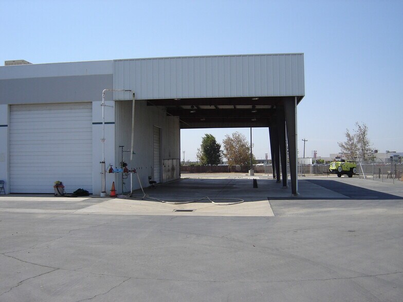 More Photos Of 3501 Unicorn Rd, Bakersfield Service For Lease