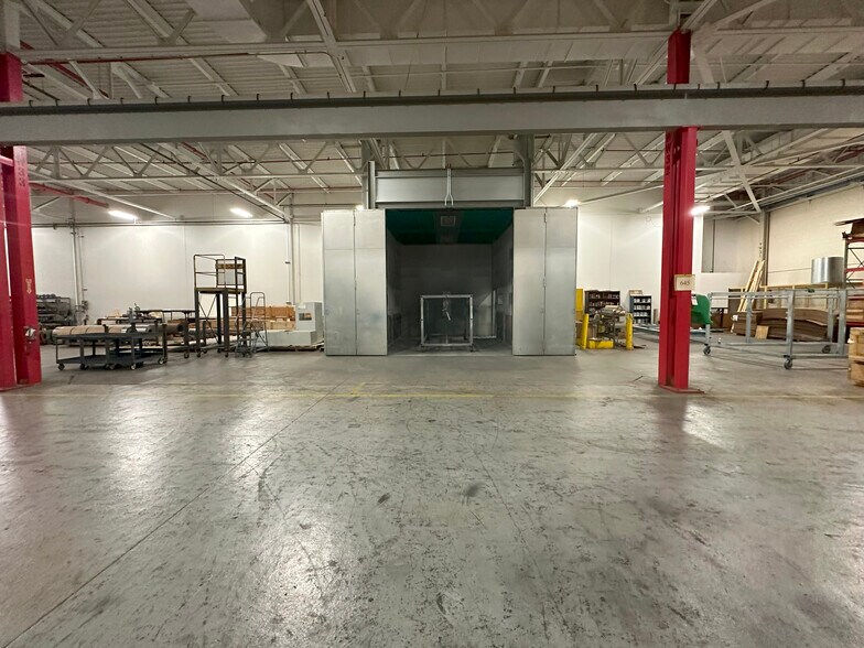 More Photos Of 3654 Midlink Dr, Kalamazoo Manufacturing For Lease