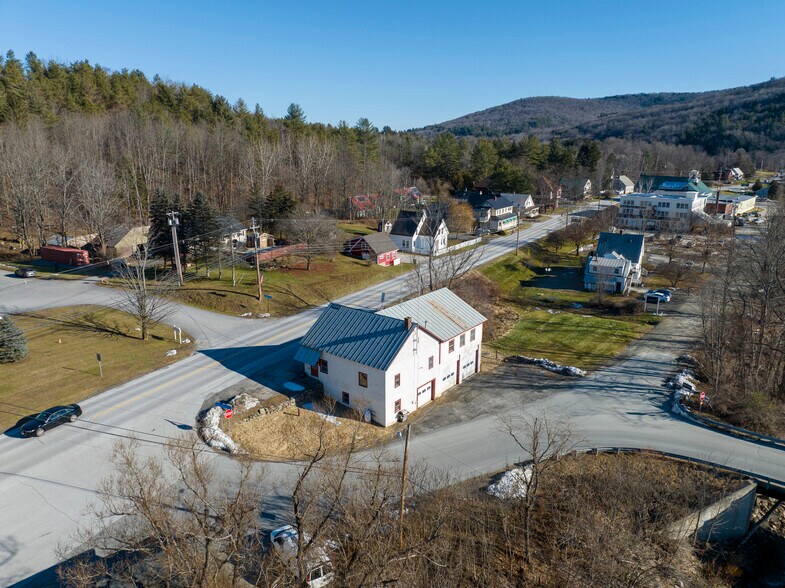 More Photos Of 7392 US-4, Woodstock Police Fire Station For Sale