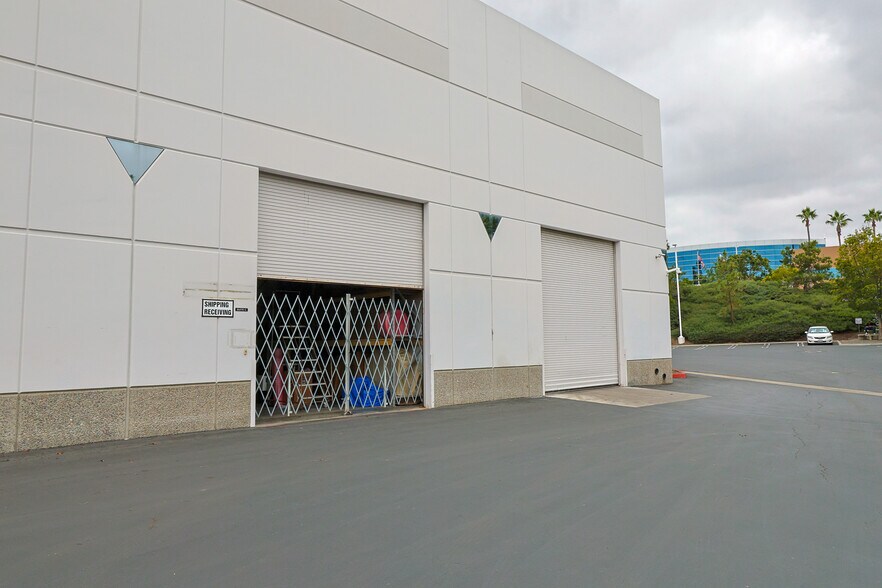 More Photos Of 5803 Newton Dr, Carlsbad Research And Development For Sale