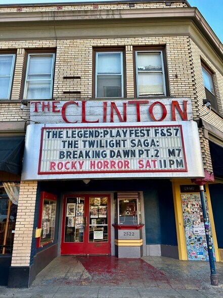 More Photos Of 2524 SE Clinton St, Portland Apartments For Sale