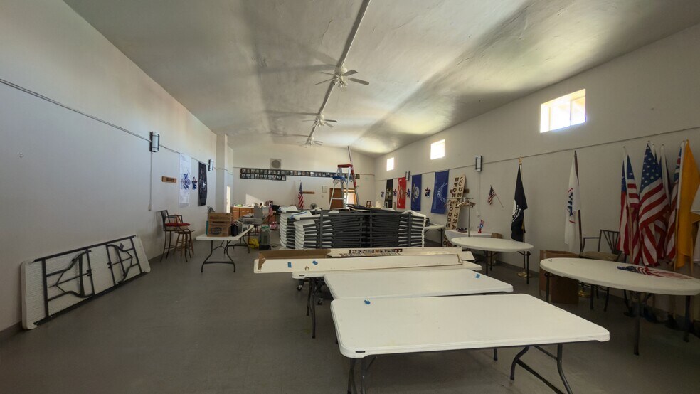 More Photos Of 664 2nd Ave, Deer Trail Office For Sale