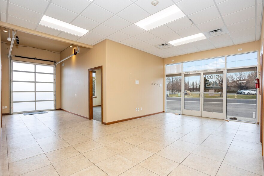 More Photos Of 501 N Quay St, Kennewick Warehouse For Lease