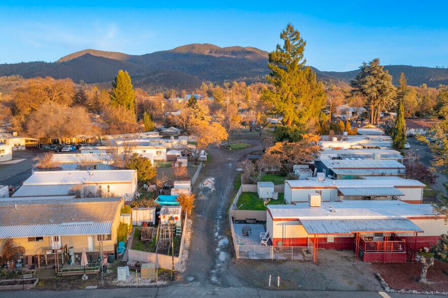 More Photos Of 5495 5th St, Kelseyville Manufactured Housing Mobile Home Park For Sale