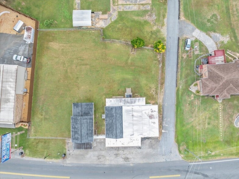 More Photos Of 6071 N Main St SE, Acworth Flex For Sale