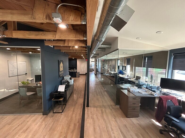 More Photos Of 4720 E Van Buren St, Phoenix Office For Lease
