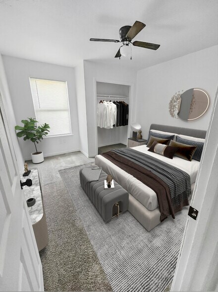 More Photos Of 1105 Westwood Ln, Giddings Apartments For Sale