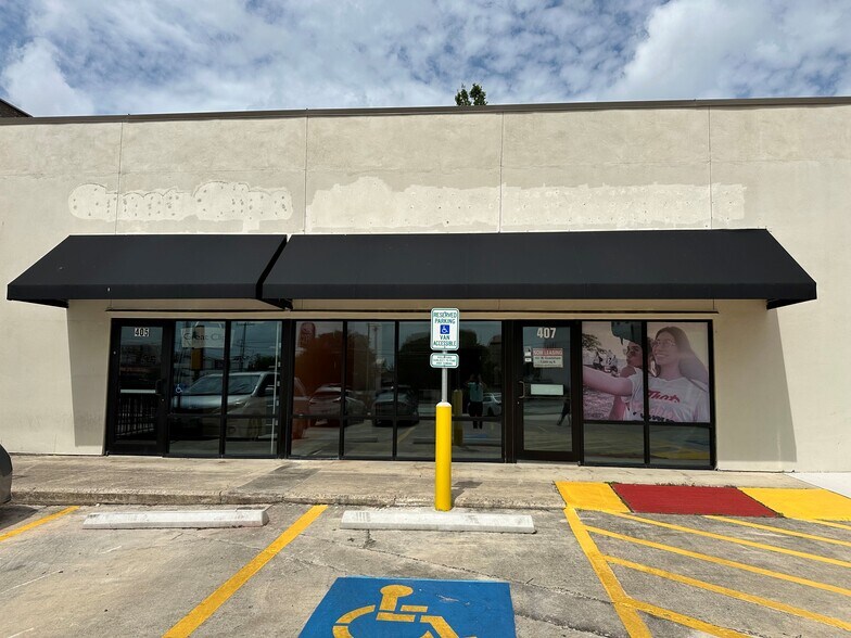 More Photos Of 403 N Guadalupe St, San Marcos General Retail For Lease