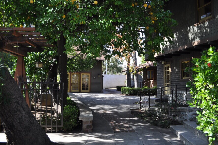 More Photos Of 65-69 N Catalina Ave, Pasadena Loft Creative Space For Lease