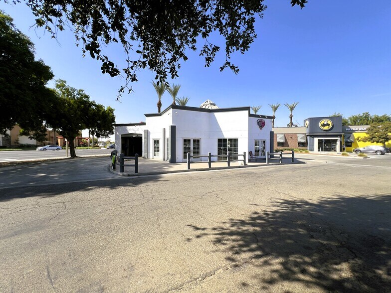 More Photos Of 1697 W Lacey Blvd, Hanford Carwash For Lease