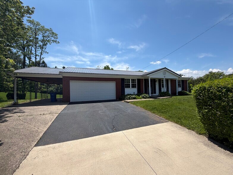 Primary Photo Of 911 Locust Dr, Richmond Flex For Sale