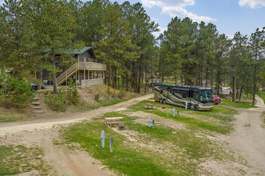 More Photos Of 1116 N 5th St, Custer Trailer Camper Park For Sale