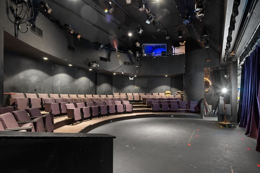 More Photos Of 360 Farmington Ave, Hartford Office Residential For Sale