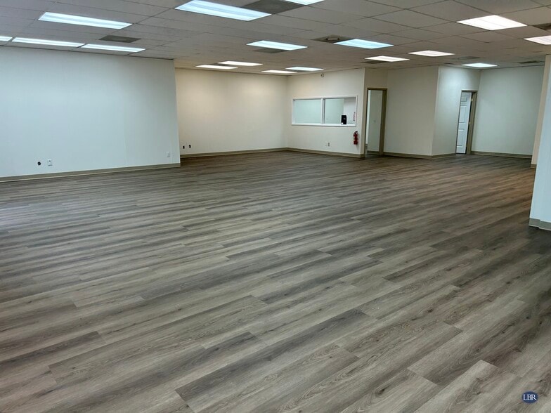 More Photos Of 129 W Hibiscus Blvd, Melbourne Office For Lease