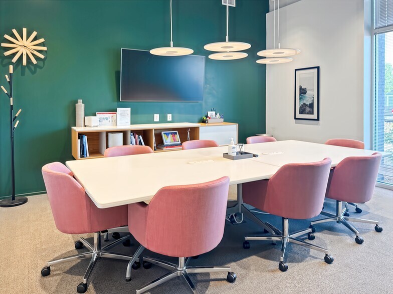 More Photos Of 4100 Market St, Huntsville Coworking Space