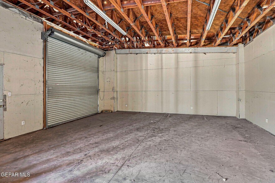 More Photos Of , Sunland Park Flex For Sale