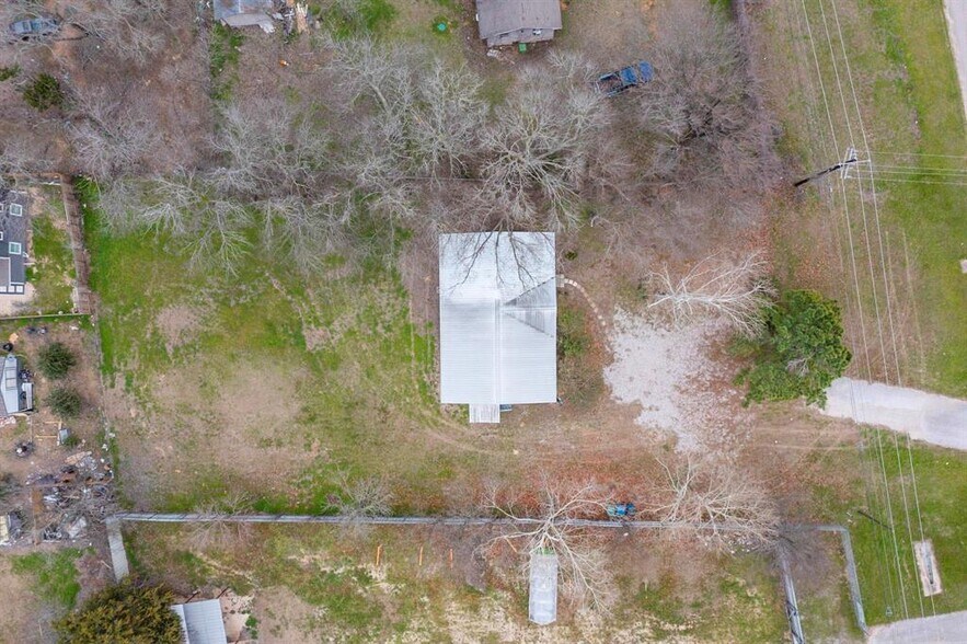 More Photos Of 262 Highway 290 E, Elgin Specialty For Sale