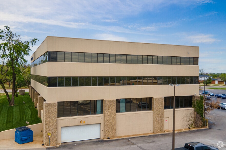 More Photos Of 6 NE 63rd St, Oklahoma City Office For Lease