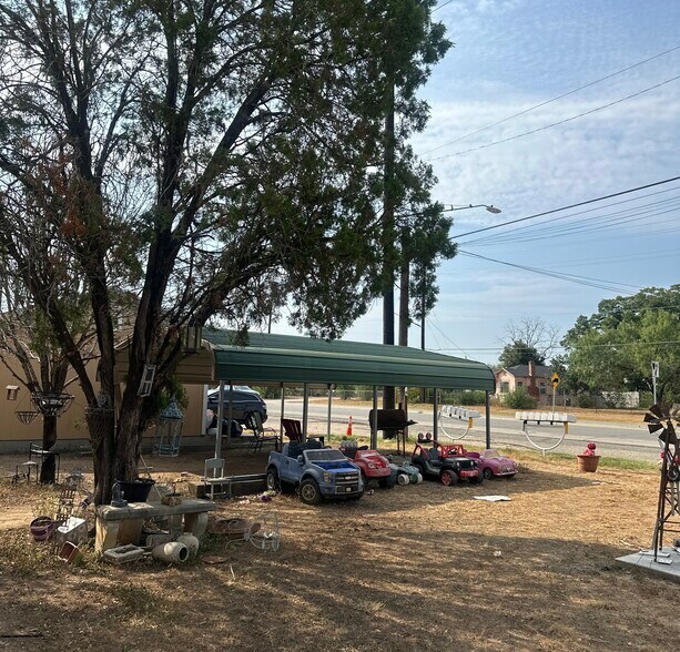 More Photos Of 10536 S US Highway 181, San Antonio Apartments For Sale