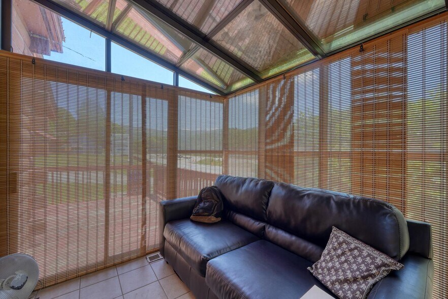 More Photos Of 23 & 60 Greenbriar Hwy, Blairsville Office For Sale