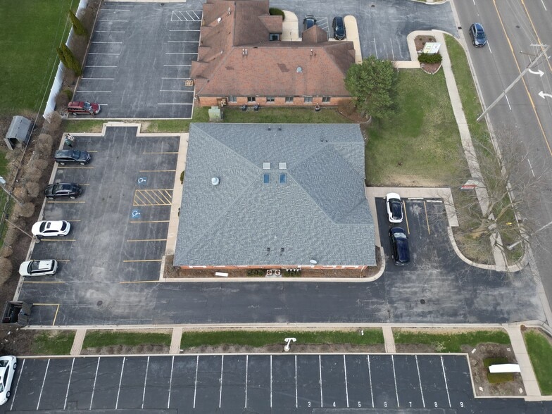 More Photos Of 17236 Harlem Ave, Tinley Park Office For Sale