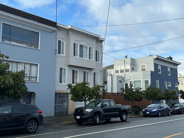 More Photos Of 2835 Anza St, San Francisco Apartments For Sale