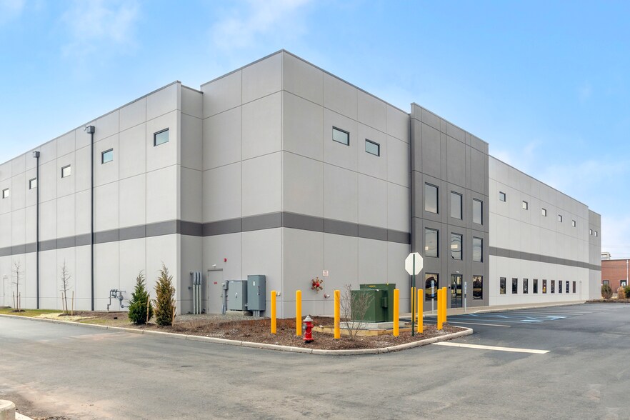 Primary Photo Of 520 Jersey Ave, New Brunswick Warehouse For Lease