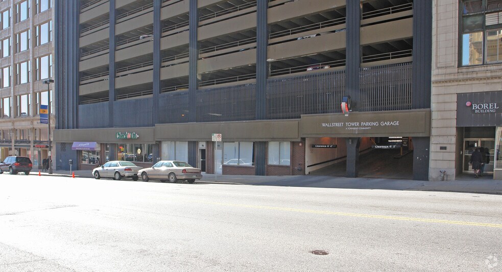 More Photos Of 1116-1120 Grand Blvd, Kansas City Storefront For Lease