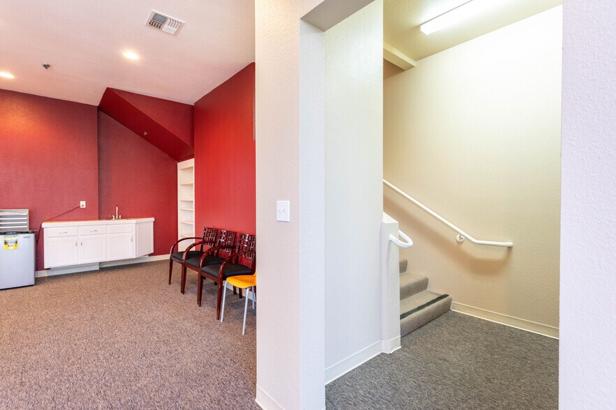 More Photos Of 4750-4794 Duckhorn Dr, Sacramento Research And Development For Lease
