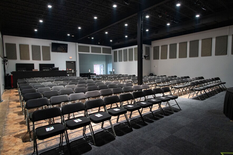 More Photos Of 7700 Torino St, San Antonio Office For Sale