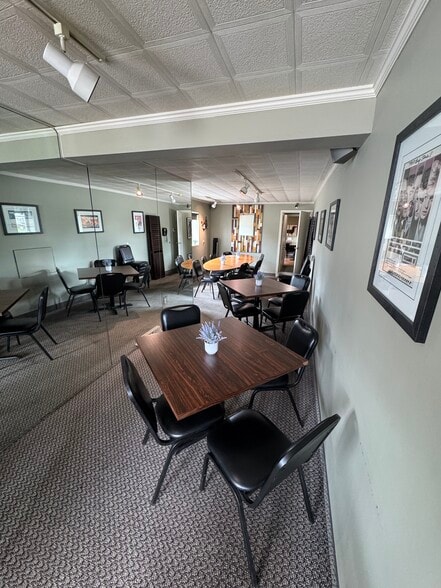 More Photos Of 3648 Genesee St, Buffalo Restaurant For Sale