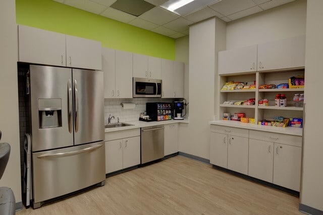 More Photos Of 3980 Premier Dr, High Point Coworking Space