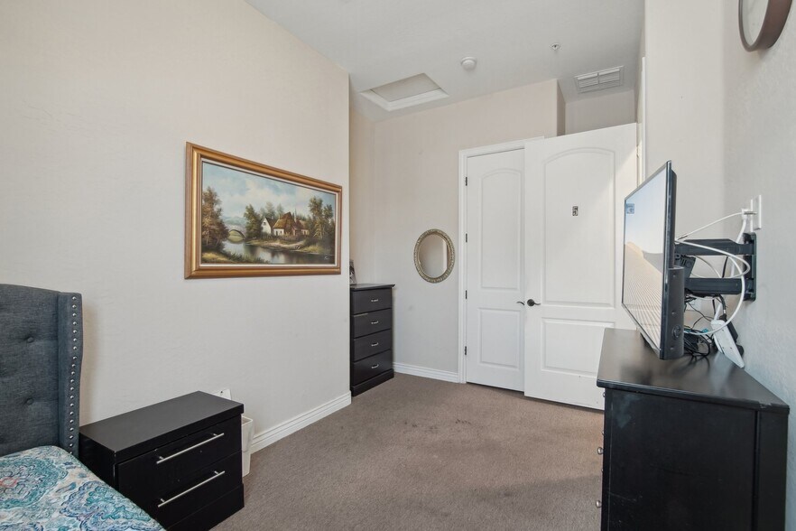 More Photos Of 27215 N 23rd Ln, Phoenix Assisted Living For Sale