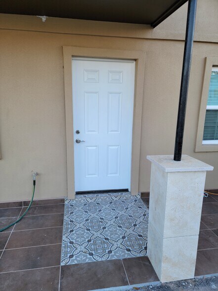 More Photos Of 8205 N La Homa Rd, Mission Apartments For Sale