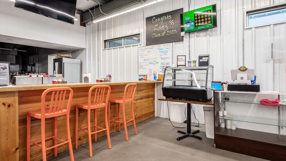 More Photos Of 34 Potters Ln, Roseville Restaurant For Sale