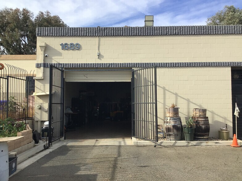 Primary Photo Of 1689 Production Cir, Jurupa Valley Service For Sale