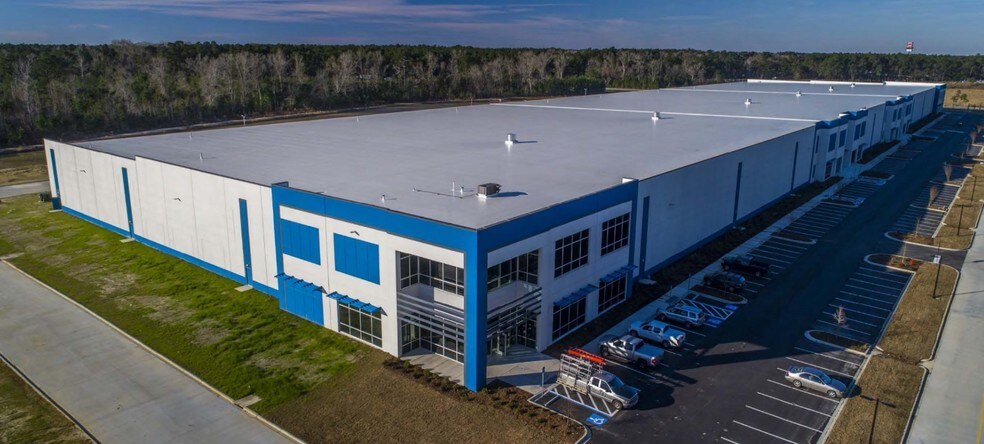 More Photos Of 830 Drop Off Dr, Summerville Warehouse For Lease