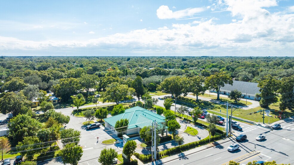 More Photos Of 2651 20th St, Vero Beach Medical For Sale