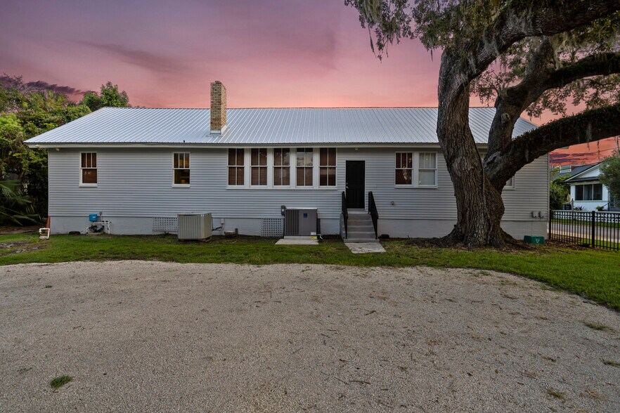 More Photos Of 19 Riberia St, Saint Augustine Office For Sale