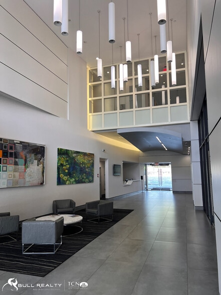 More Photos Of 550 Pharr Rd NE, Atlanta Office For Sale